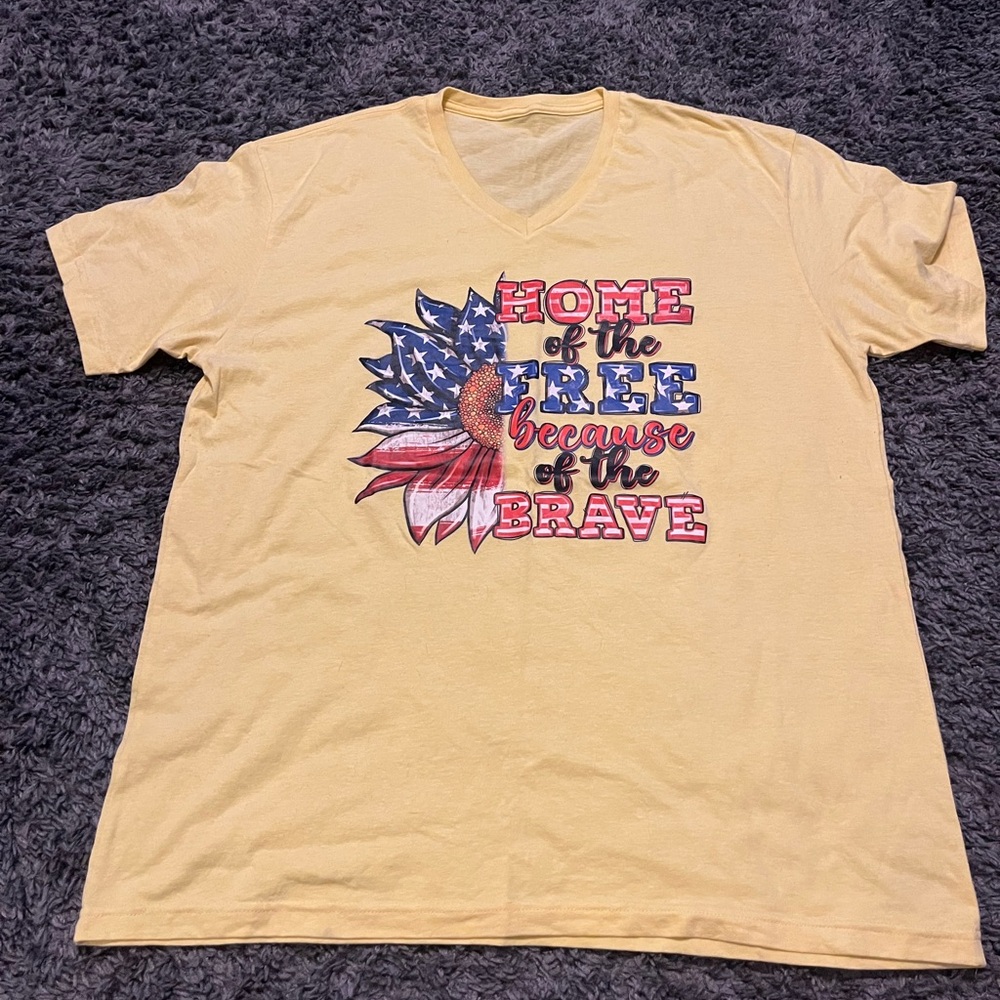 Women’s SHEIN Yellow Patriotic Graphic Pajama Top